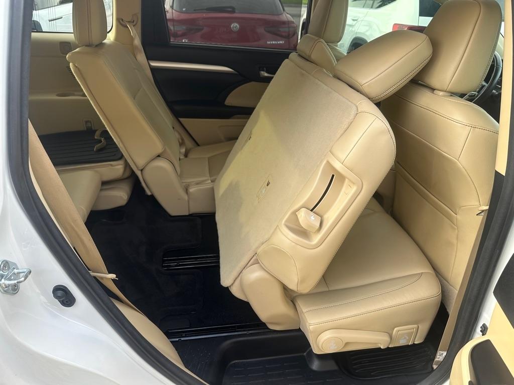 Toyota Highlander XLE V6 FWD (Natl) 2017