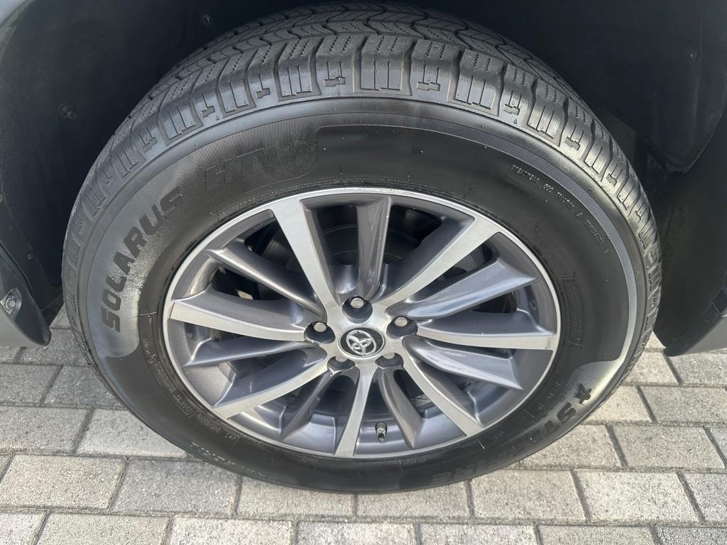 Toyota Highlander XLE V6 FWD (Natl) 2017