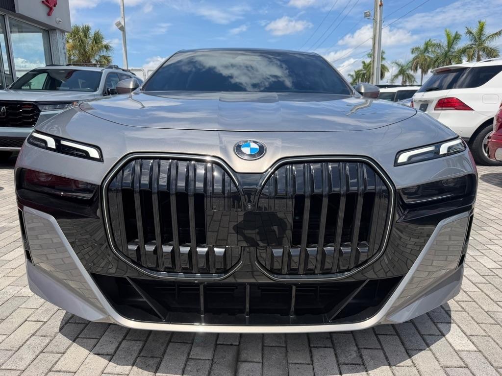 BMW 7 Series 740i Sedan 2024