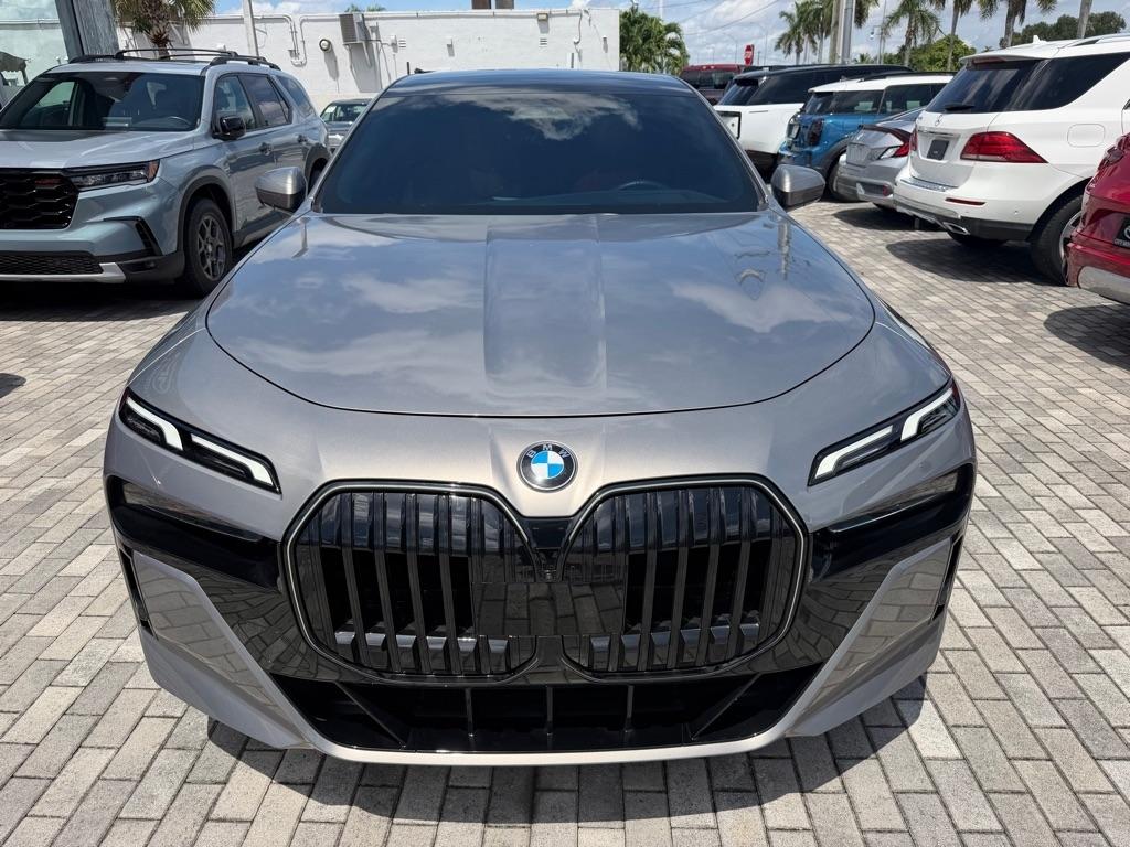 BMW 7 Series 740i Sedan 2024