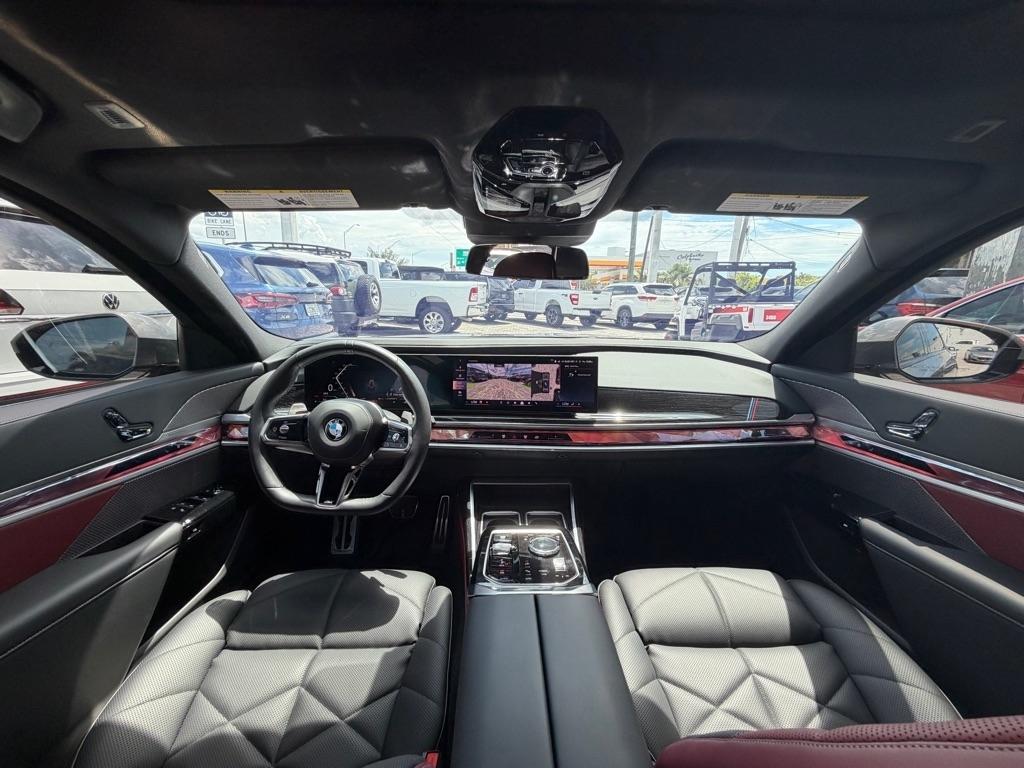 BMW 7 Series 740i Sedan 2024