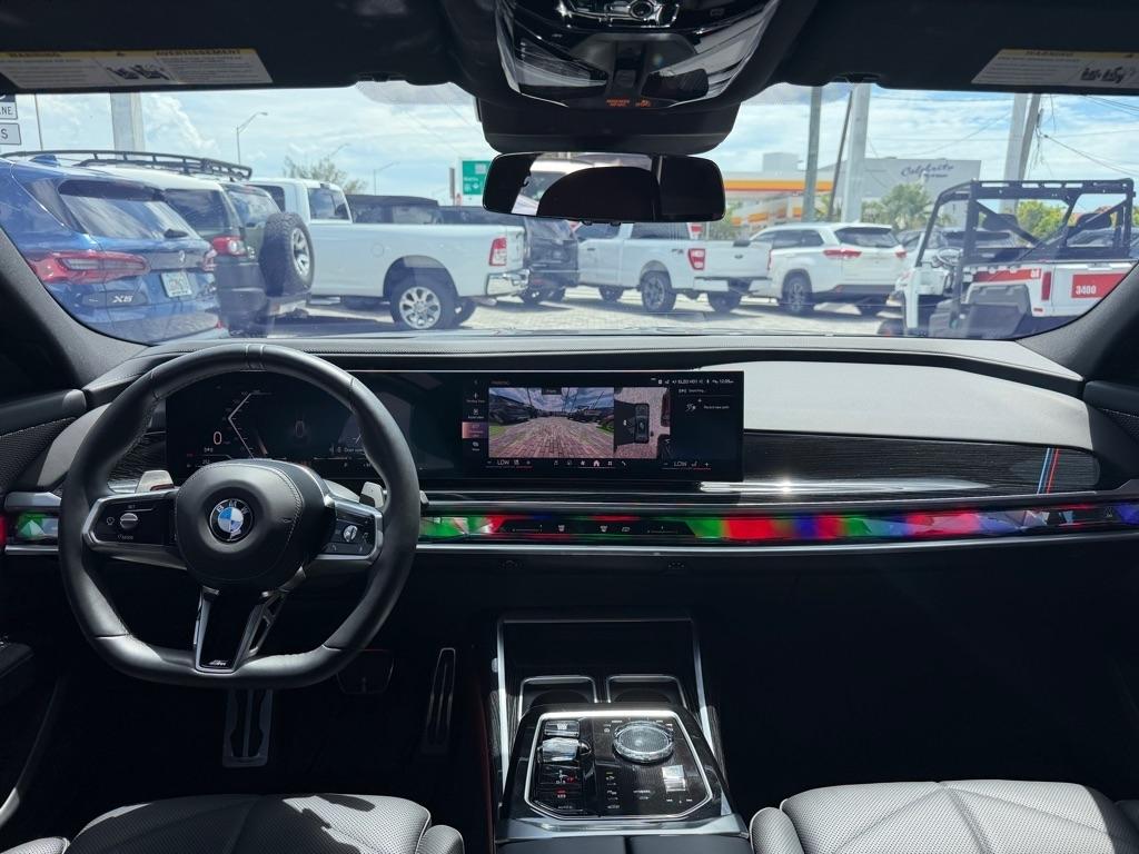 BMW 7 Series 740i Sedan 2024
