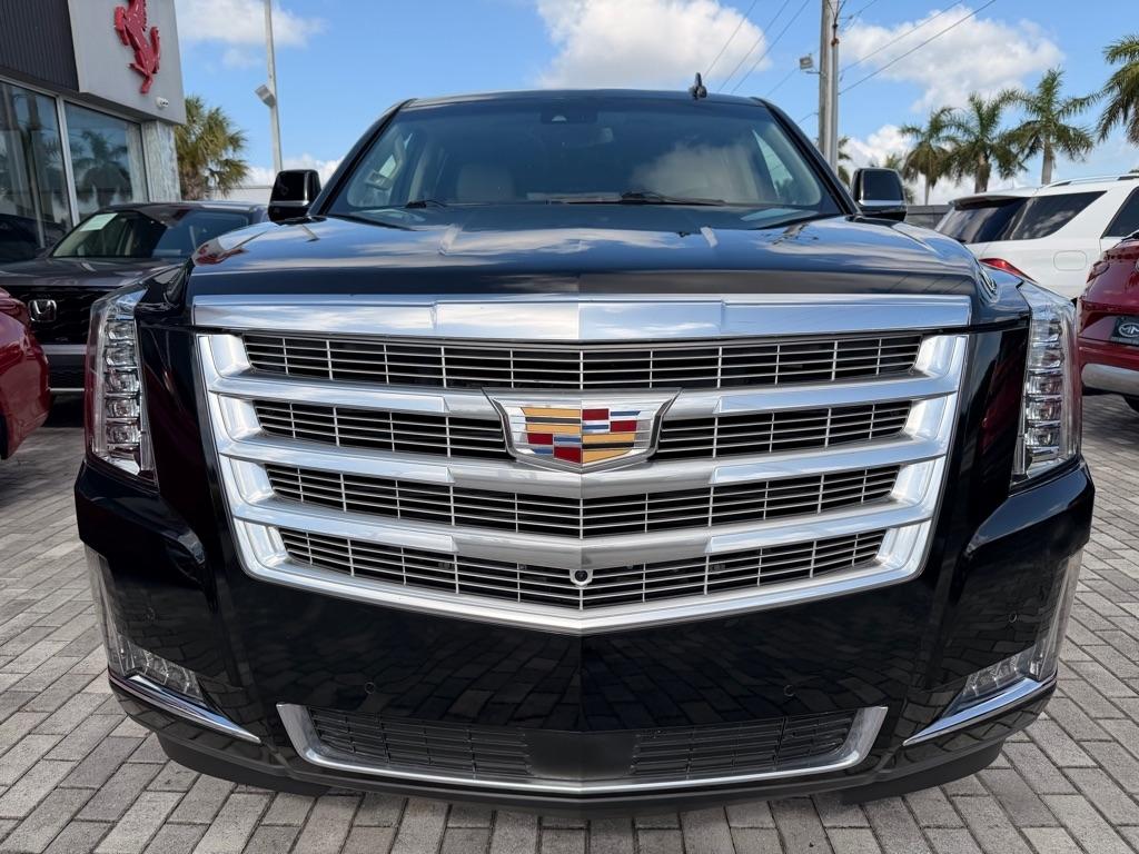Cadillac Escalade ESV 4WD 4dr Luxury 2020