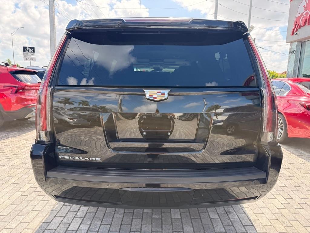 Cadillac Escalade ESV 4WD 4dr Luxury 2020