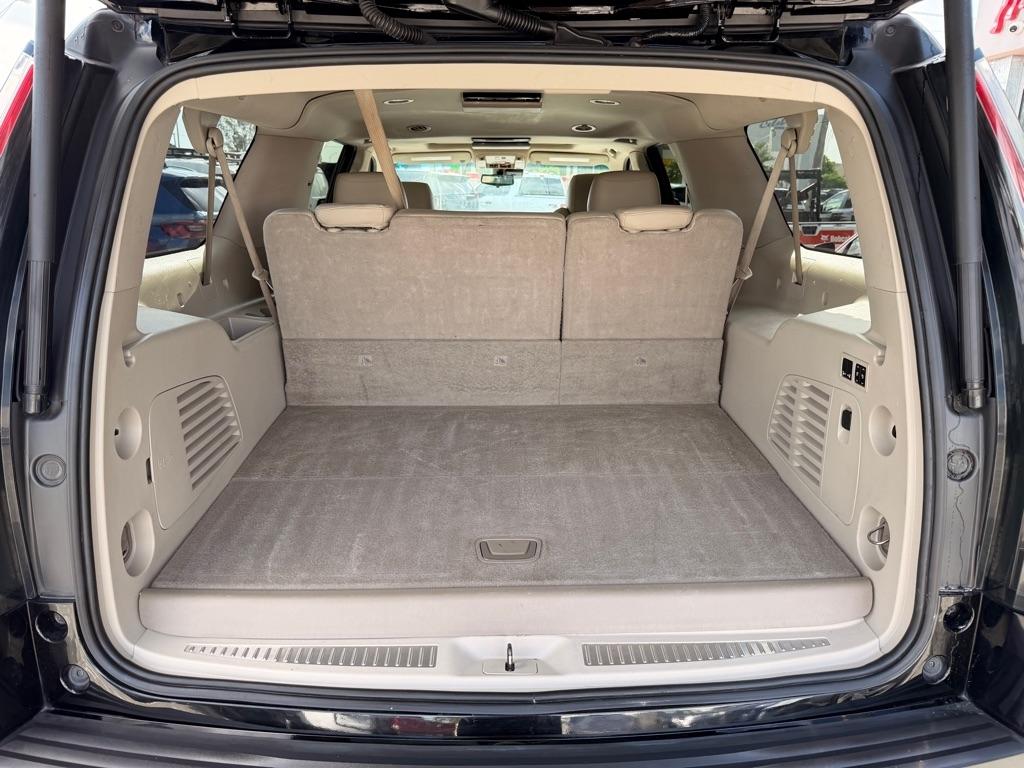 Cadillac Escalade ESV 4WD 4dr Luxury 2020