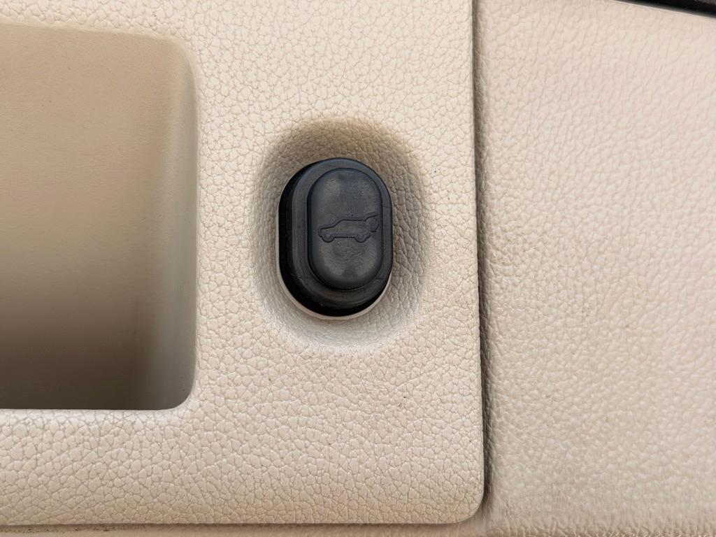 Cadillac Escalade ESV 4WD 4dr Luxury 2020