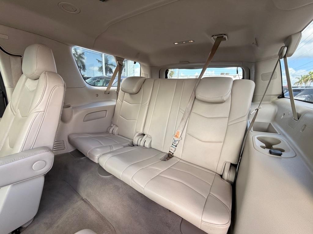 Cadillac Escalade ESV 4WD 4dr Luxury 2020
