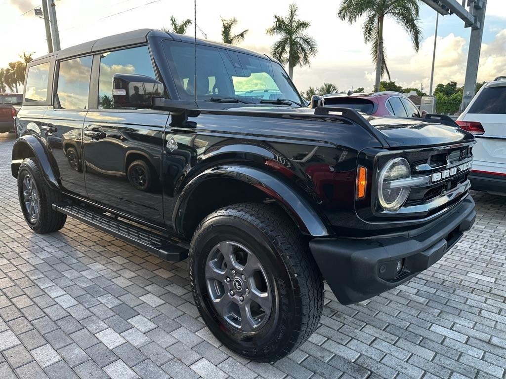 2022 Ford Bronco Base 4 Door 4x4