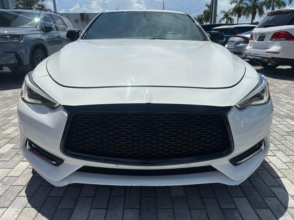 Infiniti Q60 Red Sport 400 RWD 2017