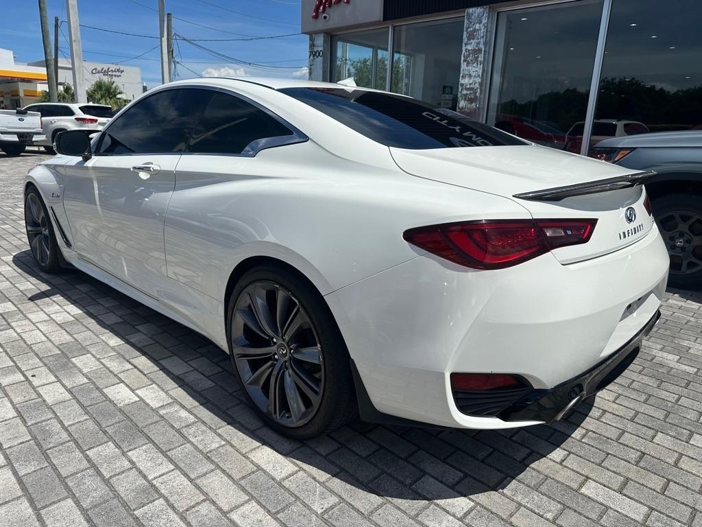 Infiniti Q60 Red Sport 400 RWD 2017