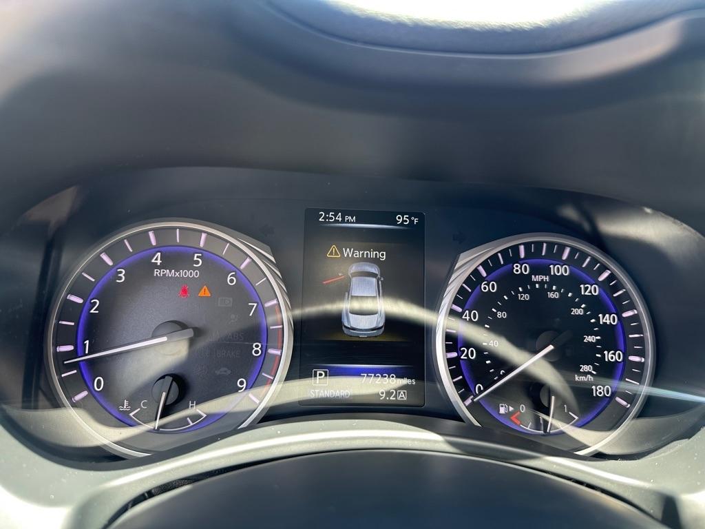 Infiniti Q60 Red Sport 400 RWD 2017