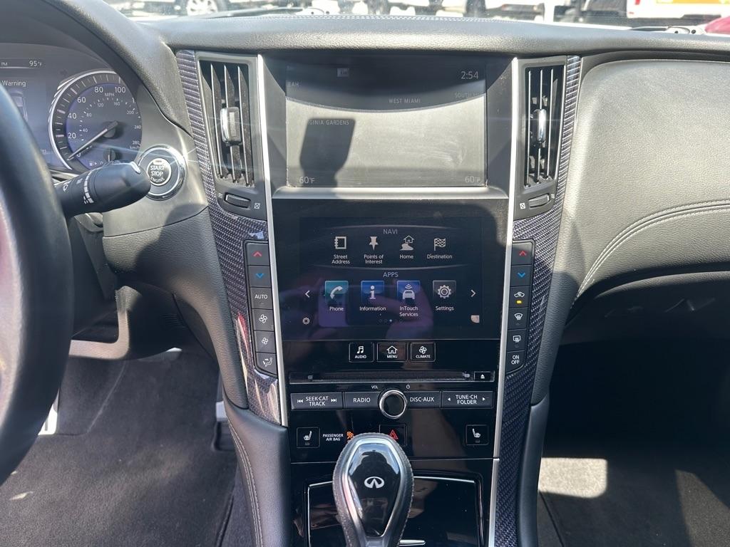 Infiniti Q60 Red Sport 400 RWD 2017