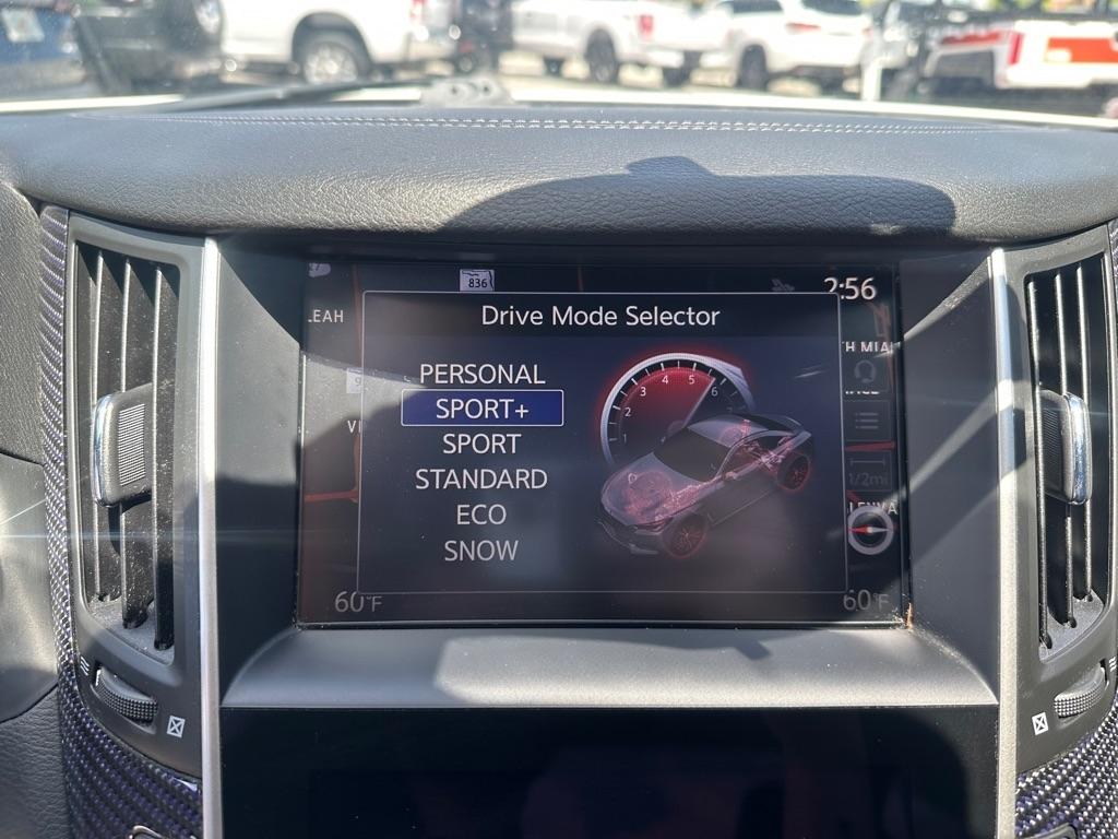 Infiniti Q60 Red Sport 400 RWD 2017