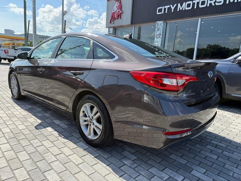 Hyundai Sonata 4dr Sdn 2.4L SE 2016