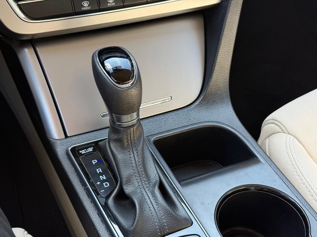 Hyundai Sonata 4dr Sdn 2.4L SE 2016