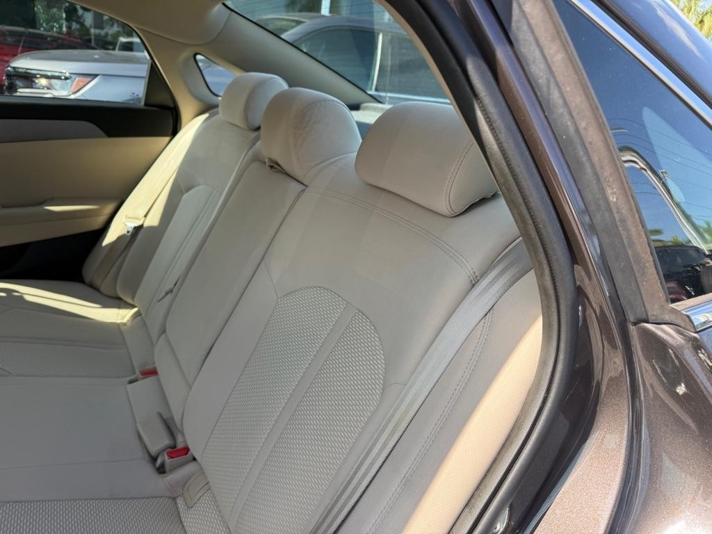 Hyundai Sonata 4dr Sdn 2.4L SE 2016