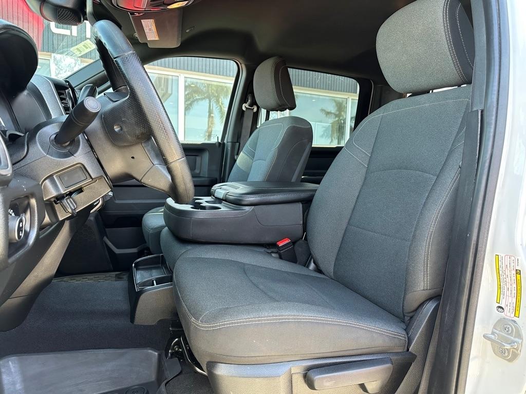 RAM 3500 Tradesman 4x4 Crew Cab 8' Box 2026