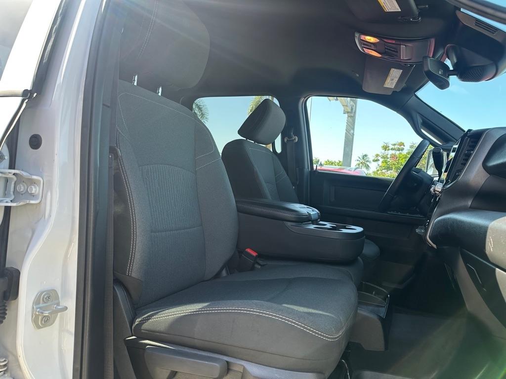 RAM 3500 Tradesman 4x4 Crew Cab 8' Box 2026
