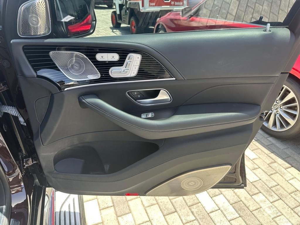 Mercedes-Benz GLS Maybach GLS 600 4MATIC SUV 2024