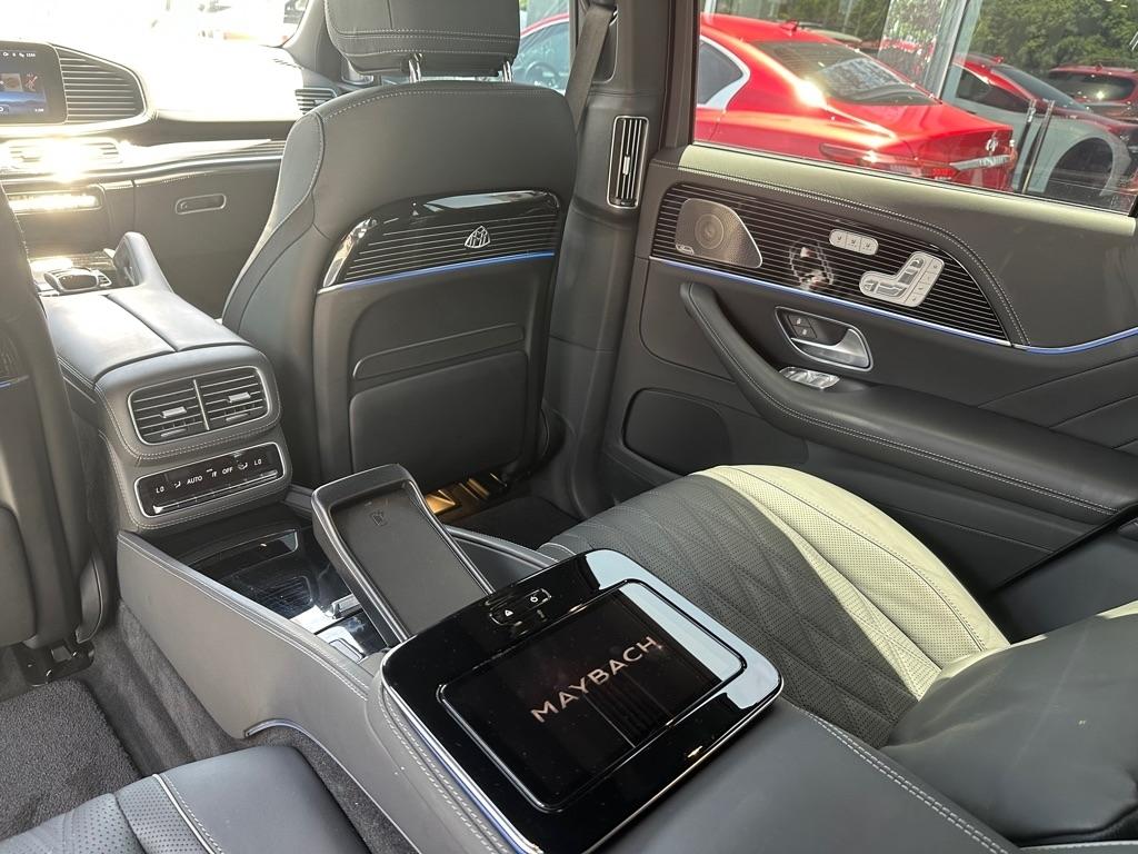 Mercedes-Benz GLS Maybach GLS 600 4MATIC SUV 2024