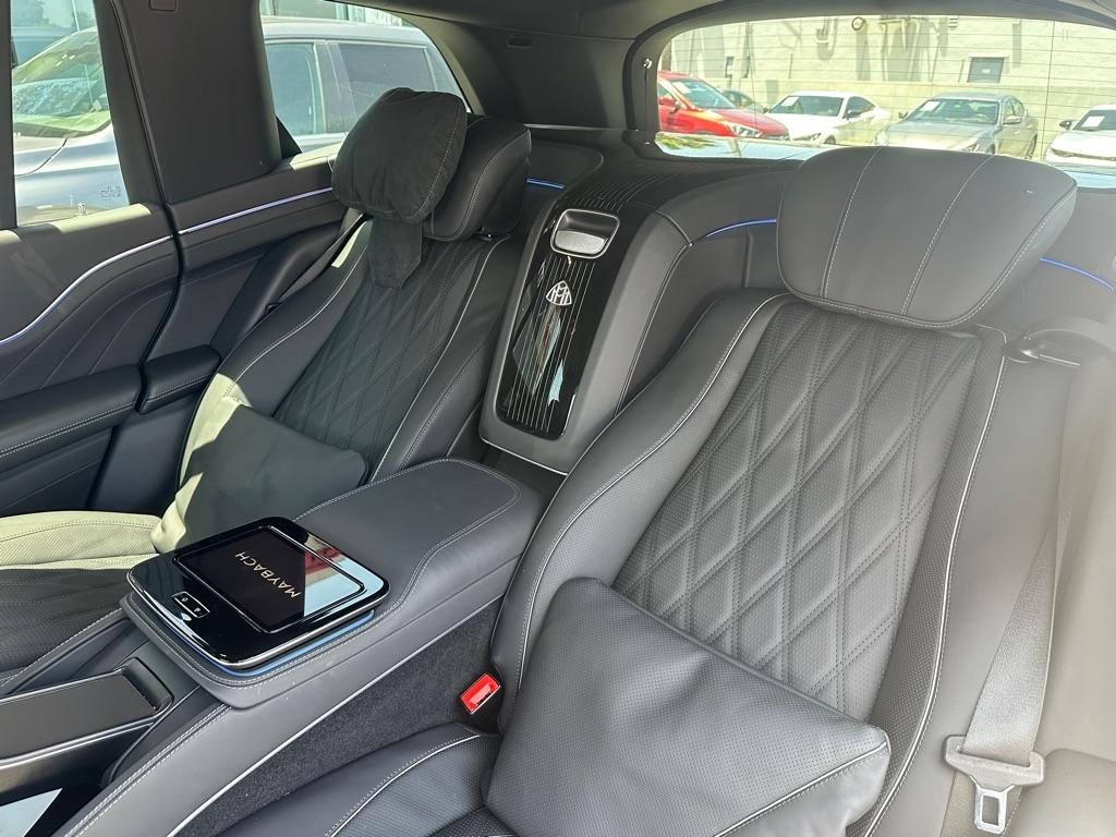 Mercedes-Benz GLS Maybach GLS 600 4MATIC SUV 2024