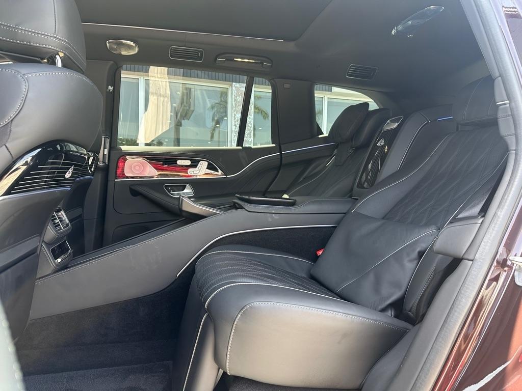 Mercedes-Benz GLS Maybach GLS 600 4MATIC SUV 2024