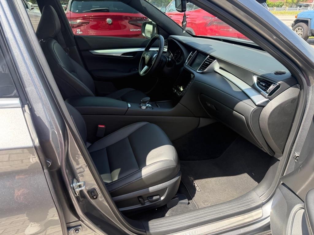 Infiniti QX50 LUXE AWD 2021