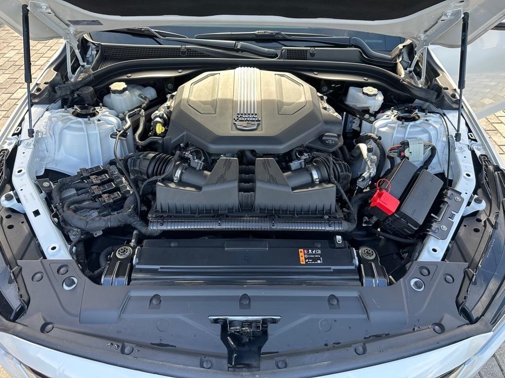 Cadillac CT5 4dr Sdn Premium Luxury 2024