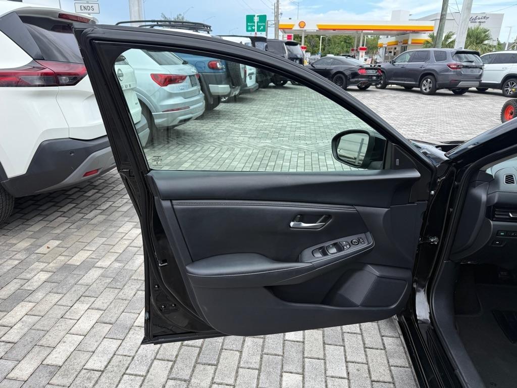 Nissan Sentra SV CVT 2024