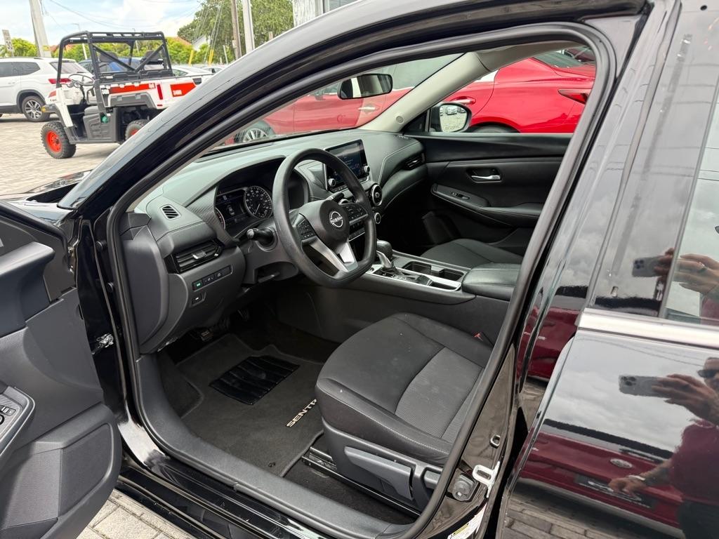 Nissan Sentra SV CVT 2024