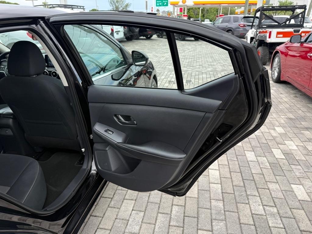 Nissan Sentra SV CVT 2024