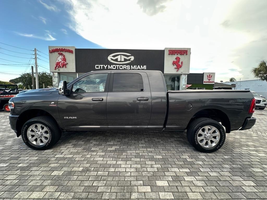 RAM 2500 Laramie 4x4 Mega Cab 6'4" Box 2024