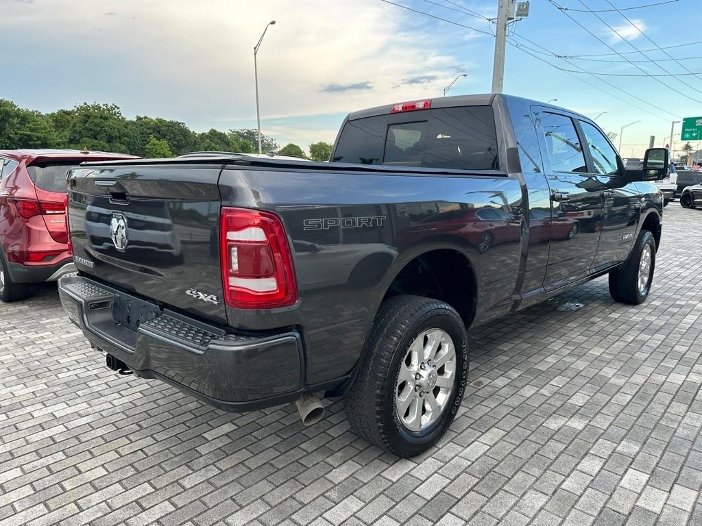 RAM 2500 Laramie 4x4 Mega Cab 6'4" Box 2024