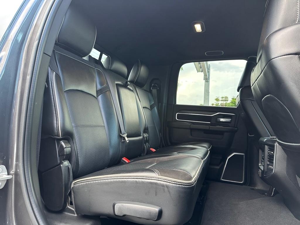RAM 2500 Laramie 4x4 Mega Cab 6'4" Box 2024