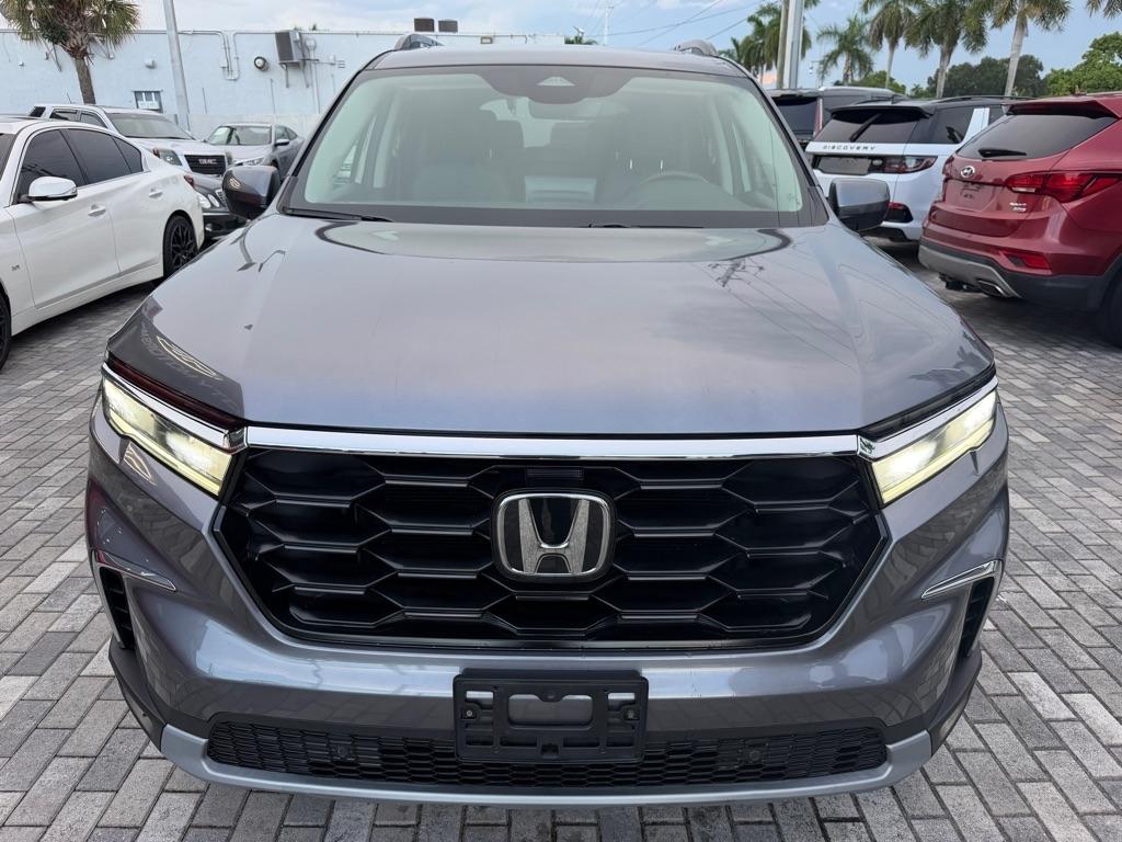 Honda Pilot Touring+ AWD 2025