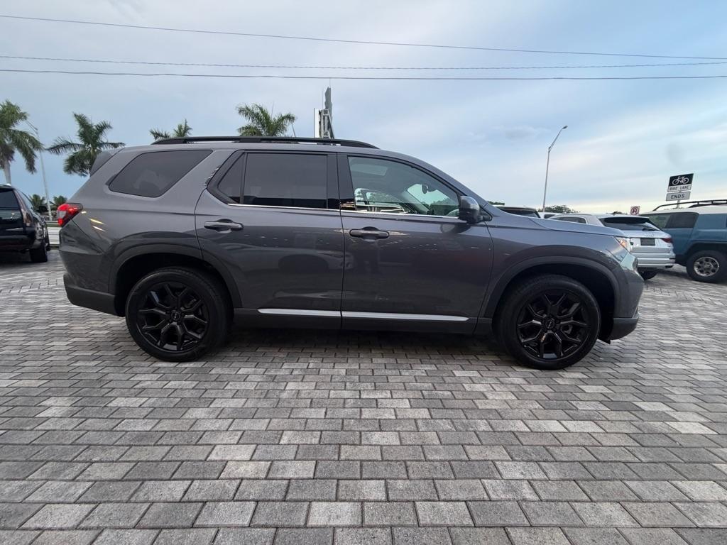 Honda Pilot Touring+ AWD 2025