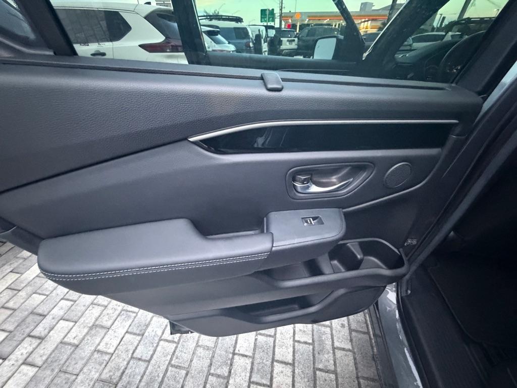 Honda Pilot Touring+ AWD 2025