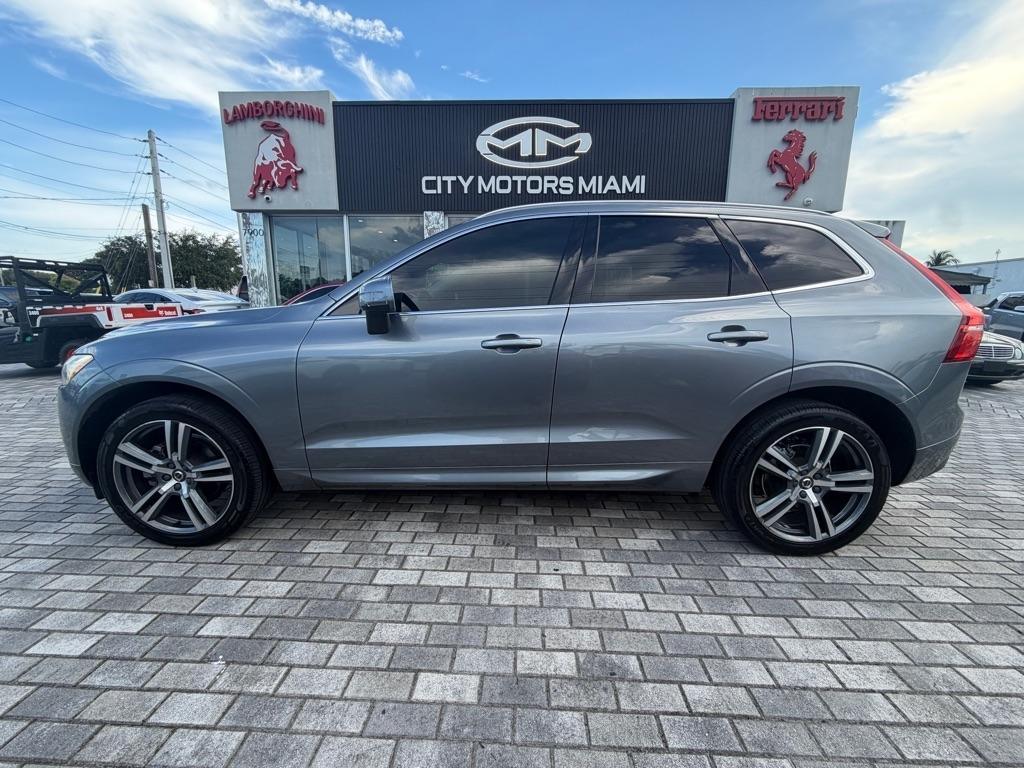 Volvo XC60 T5 FWD Momentum 2021