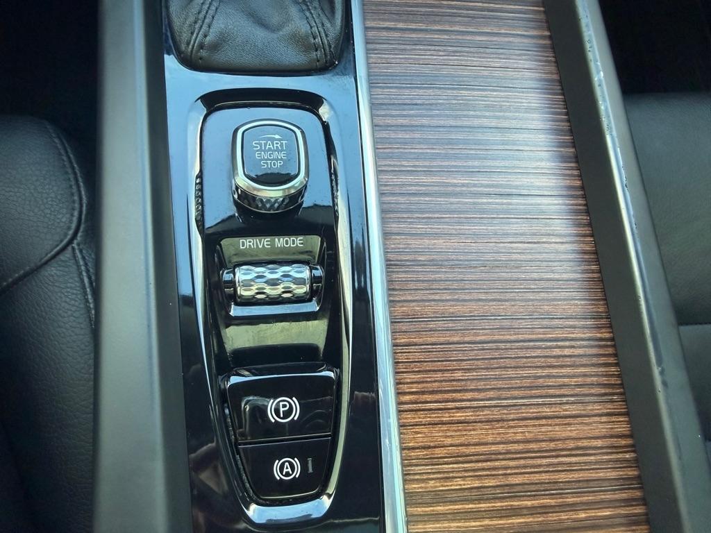 Volvo XC60 T5 FWD Momentum 2021