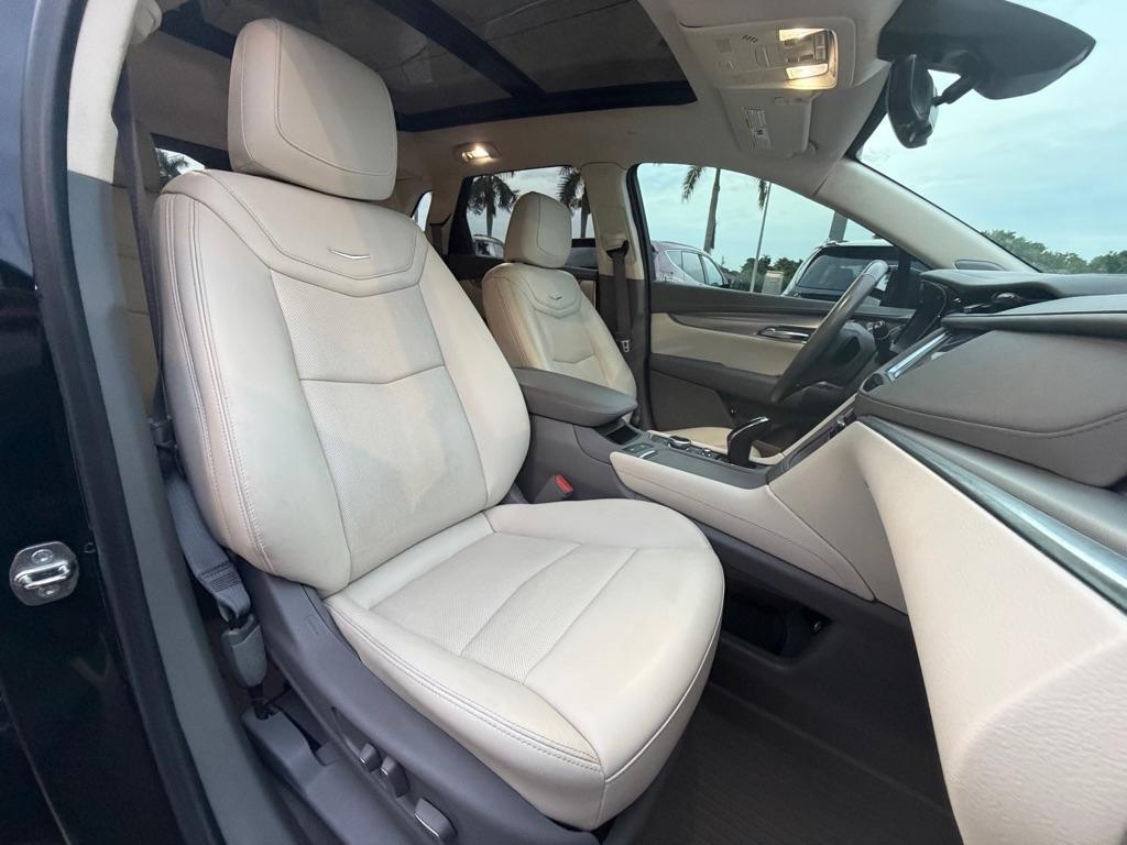 Cadillac XT5 FWD 4dr Premium Luxury 2021