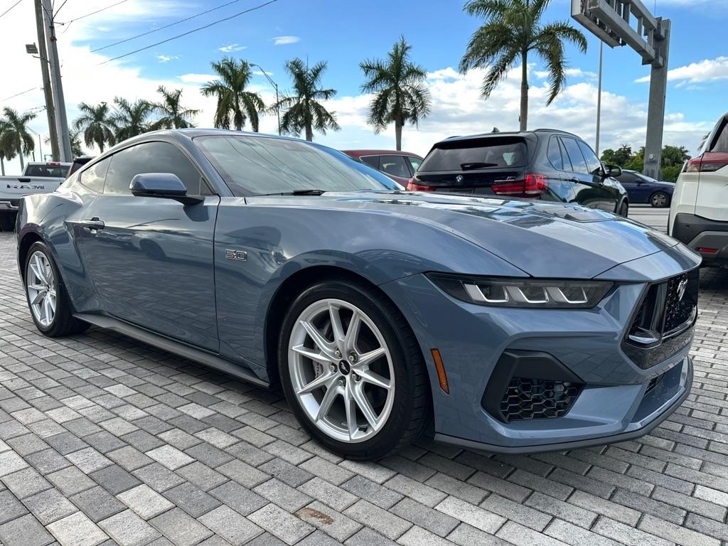 Ford Mustang GT Premium 2024