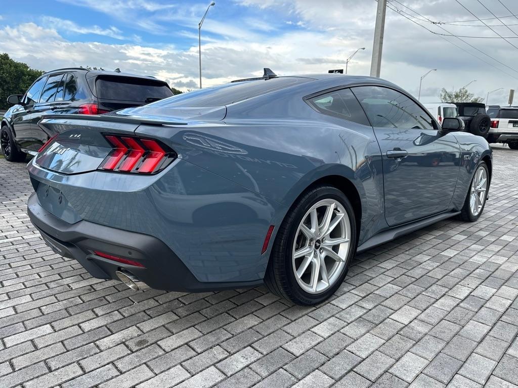 Ford Mustang GT Premium 2024
