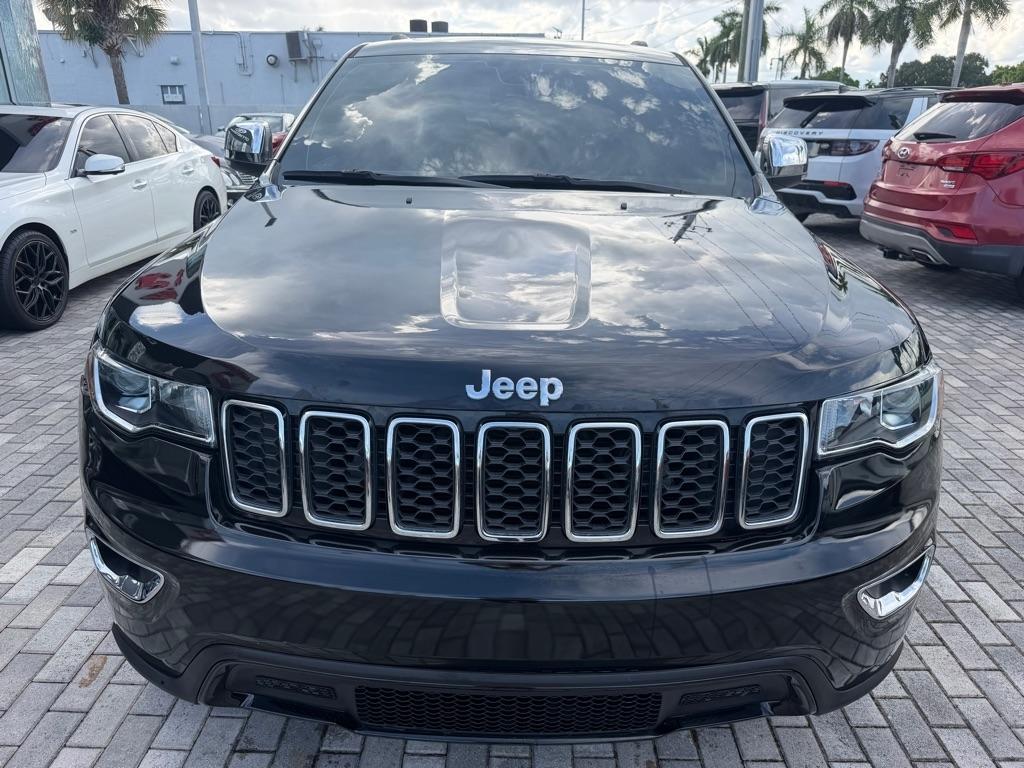 Jeep Grand Cherokee photo 3