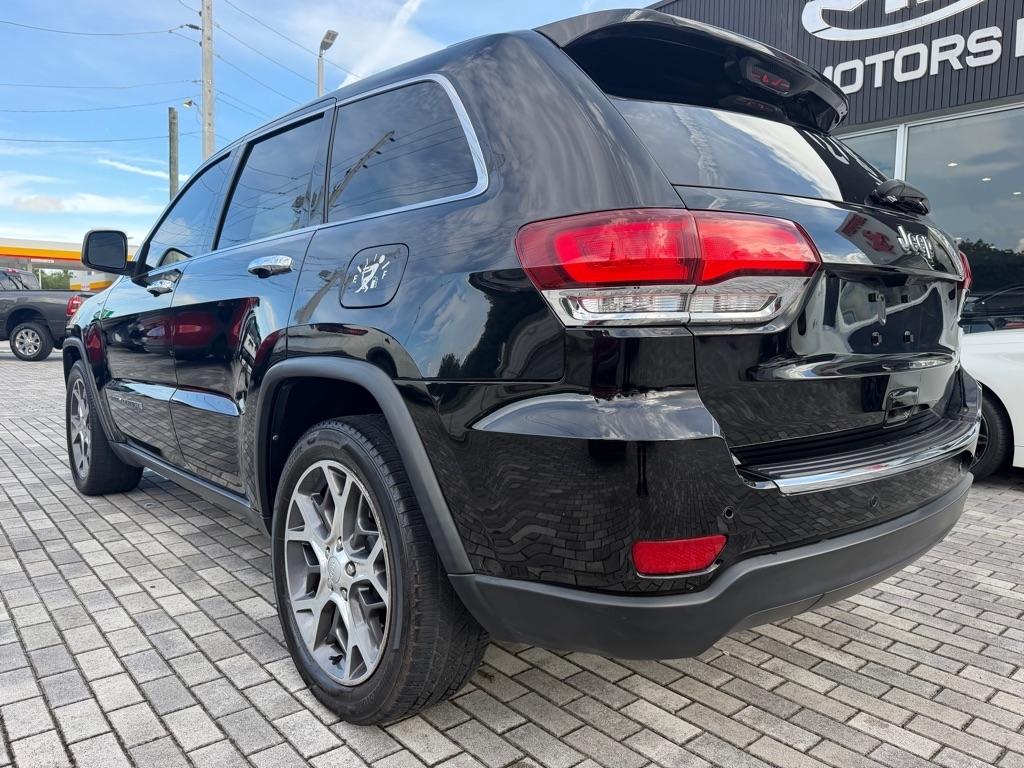 Jeep Grand Cherokee photo 6