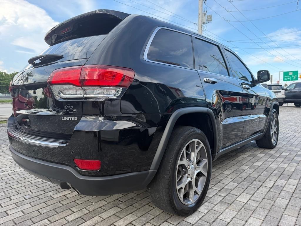Jeep Grand Cherokee photo 10