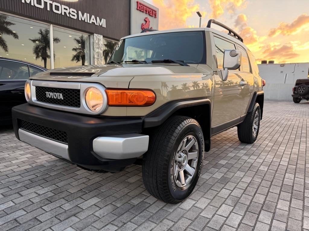 Toyota FJ Cruiser 4WD 4dr Auto (Natl) 2014