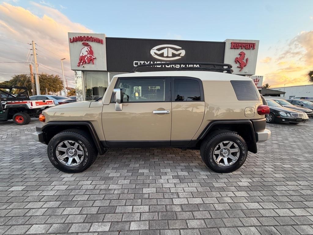 Toyota FJ Cruiser 4WD 4dr Auto (Natl) 2014