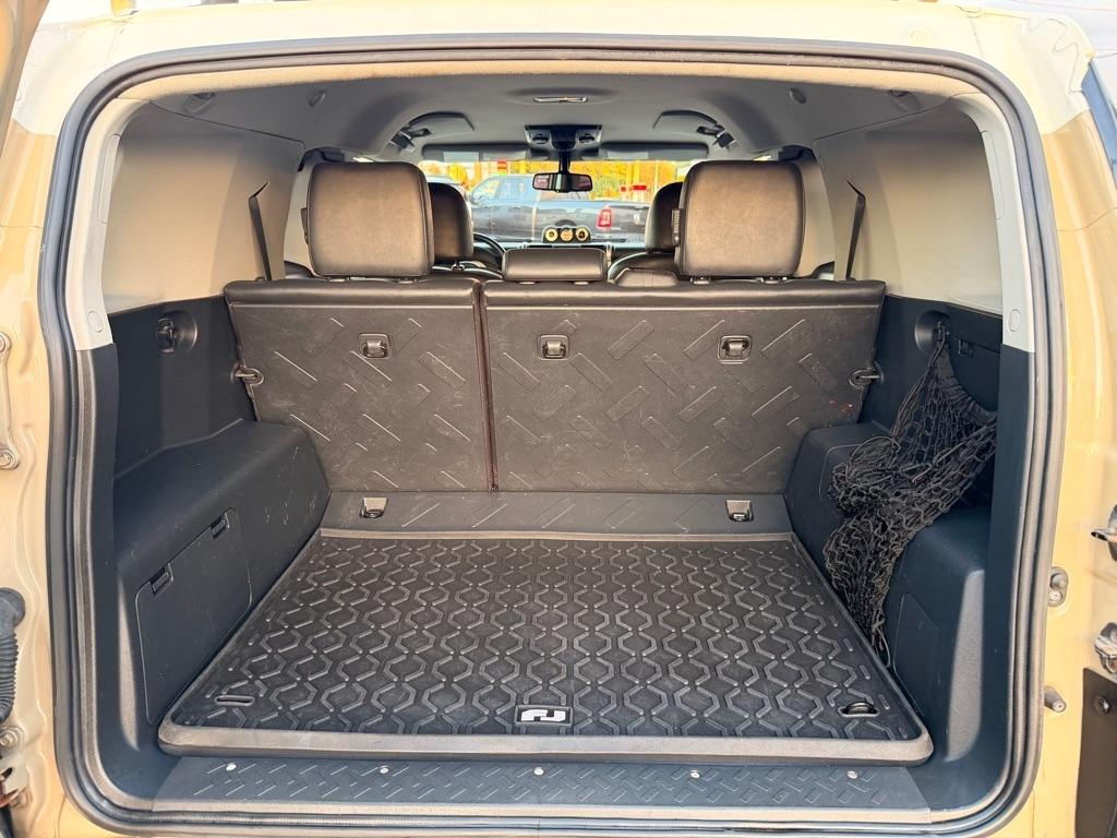 Toyota FJ Cruiser 4WD 4dr Auto (Natl) 2014