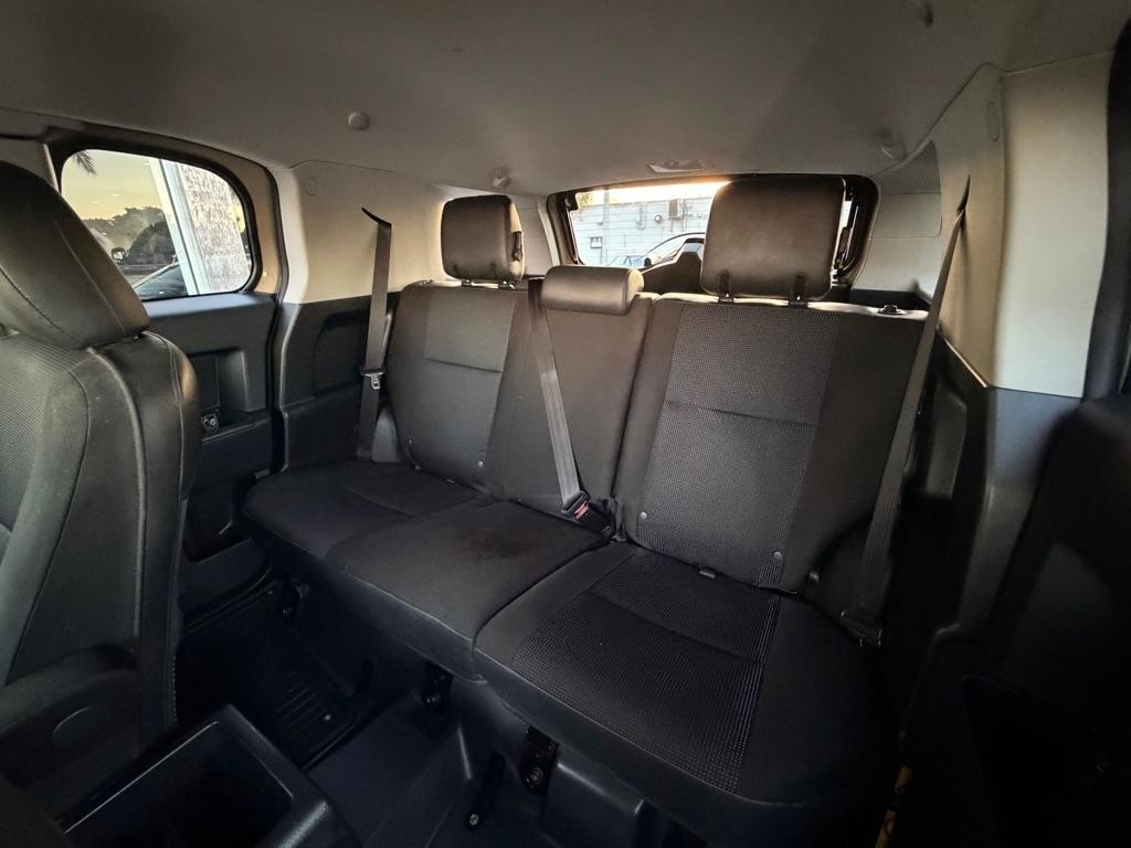 Toyota FJ Cruiser 4WD 4dr Auto (Natl) 2014