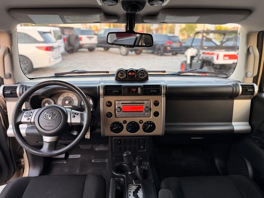 Toyota FJ Cruiser 4WD 4dr Auto (Natl) 2014